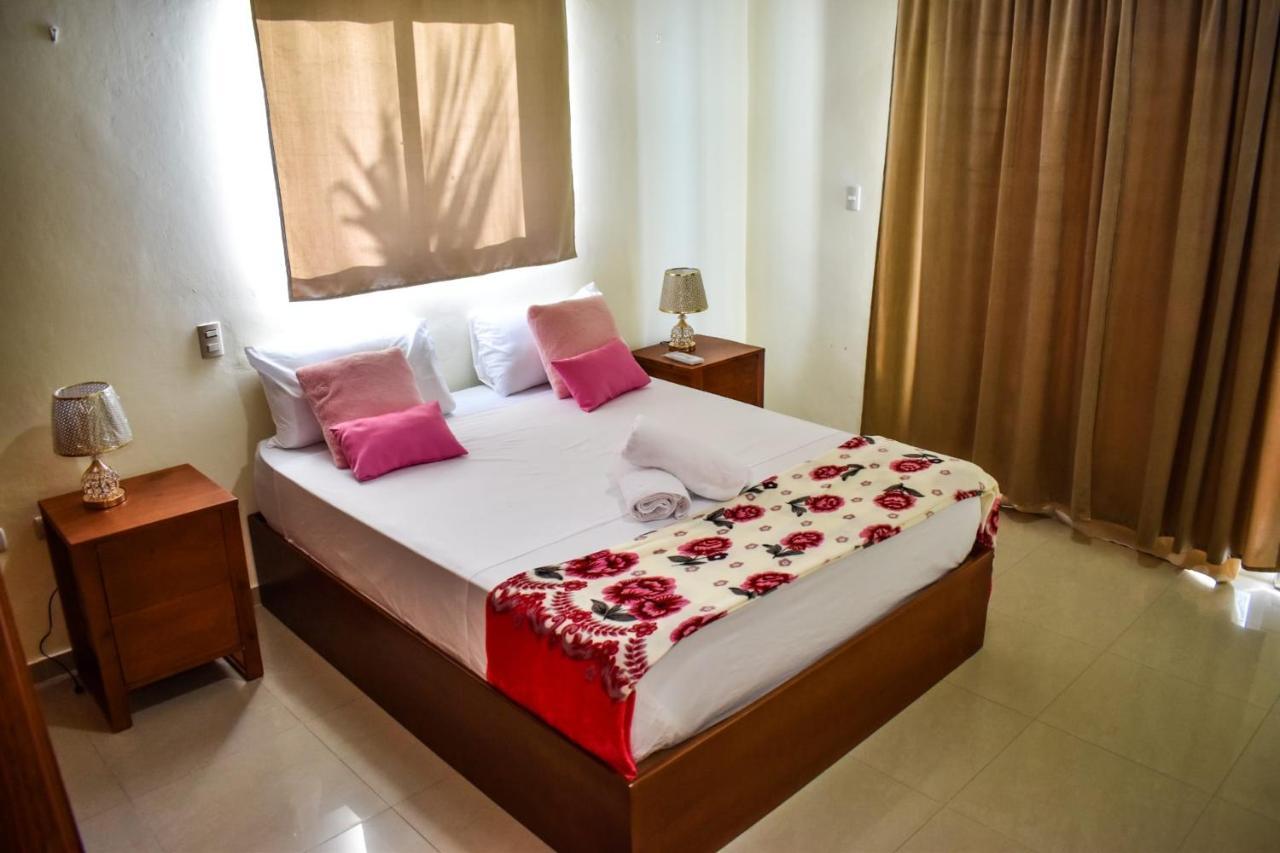 Hostal Palmas De Punta Cana F2 Buitenkant foto